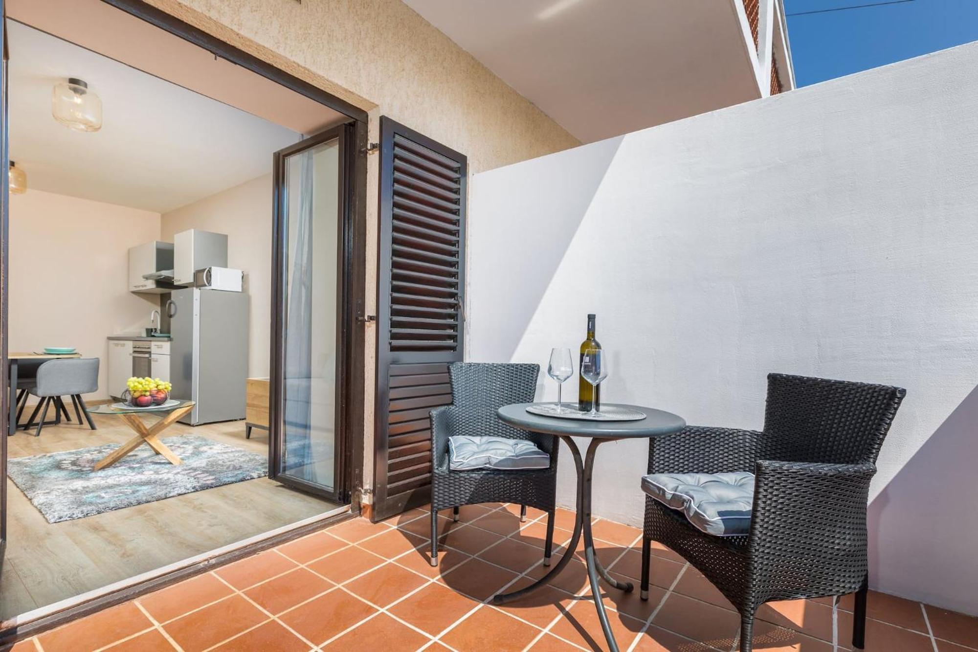 Marceta - Apartments & Rooms With Swimming Pool Fažana Exterior foto